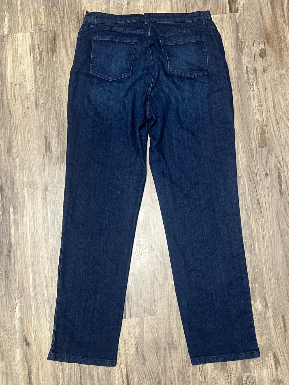 Gloria Vanderbilt Dark Blue Amanda Style Straight Leg Jeans - Picture 4 of 4